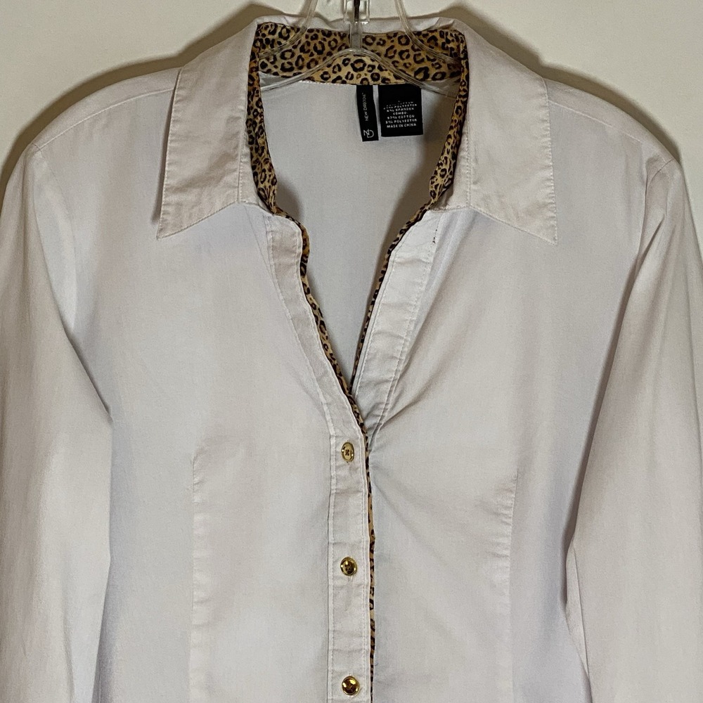 New Direction Top Womens Large White Leopard Trim Button Down Cuff Shirt Classic - Picture 2 of 16